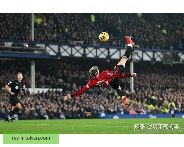 伊普斯维奇在英超赛季中表现亮眼，竞争力提升引发球迷热议