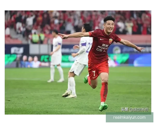 中超最佳后卫候选人揭晓，数据分析显示竞争激烈，表现备受关注