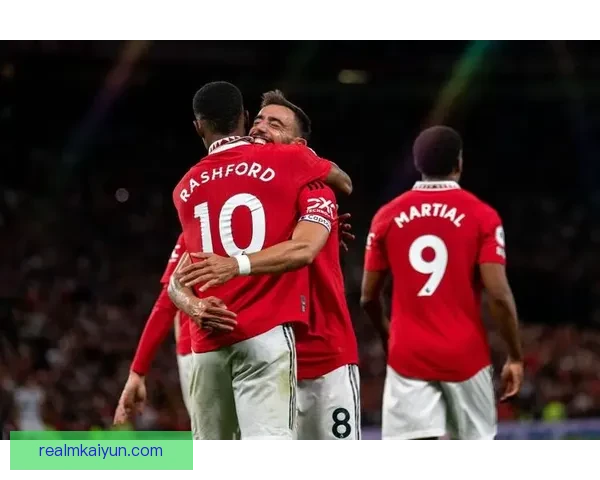 滕哈赫球队执行标准表现稳健，战术理念逐步深化，强化球队竞争力。